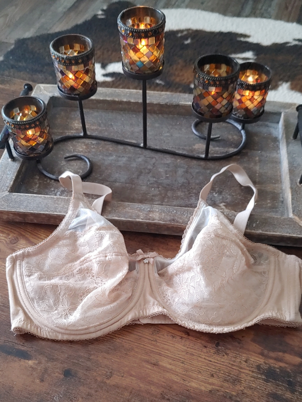 NWOT Sexy Wacoal 38D Beige Lace Gorgeous Semi Sheer Unpadded Underwire bra
